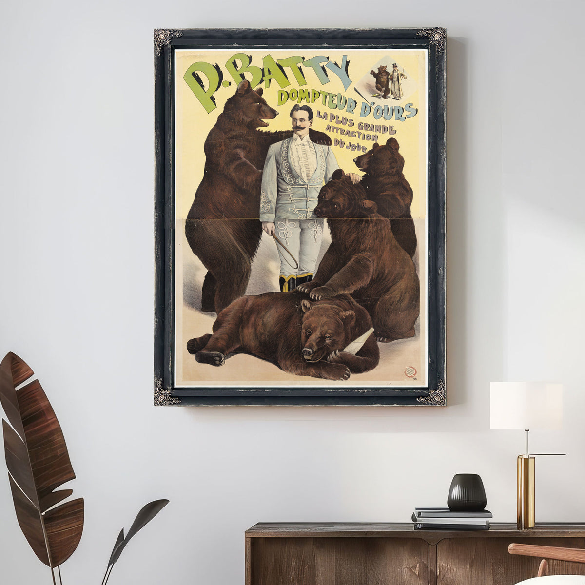 Batty Montreur D Ours la Plus Grande By Vintage Circus Posters