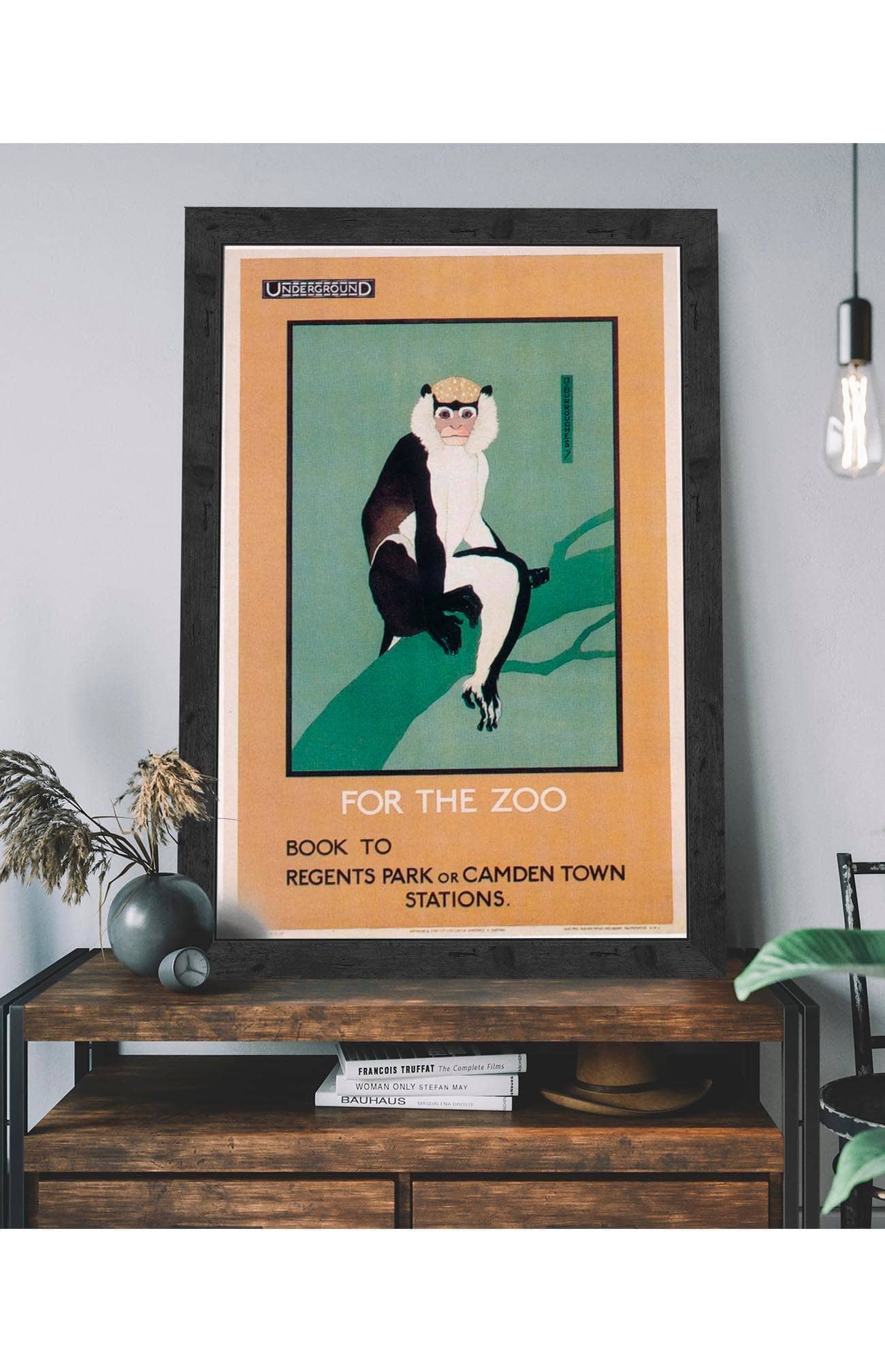 London Underground Advertising Poster Highlighting The Zoo Stop